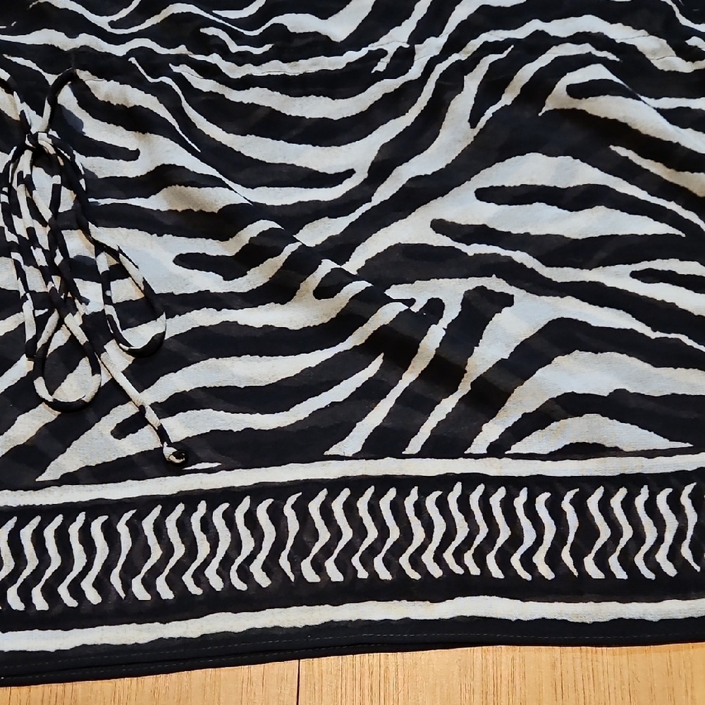 Chaps Chic Zebra Patterned Long Sleeve Blouse - image 2